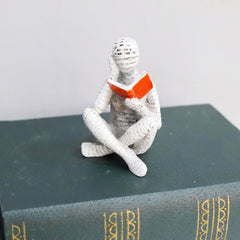 Home Furnishings Leisure Reading Girl Carving Design Resin Crafts Home Furnishings Living Room Bedroom Ornaments