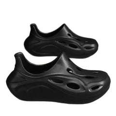 Soft soled toe hole slippers with simple breathable and comfortable fit for beach sandals