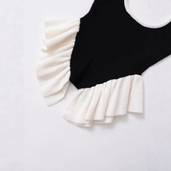 Elegant and Versatile Sleeveless Strap Top with  Design