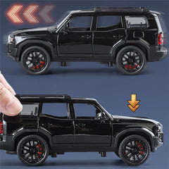 1: 32 Prado car model alloy sound and light simulation SUV domineering off-road vehicle boy toy car decoration
