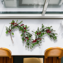 5' LEAVES/BERRY GARLAND