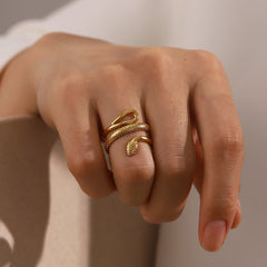 Retro style ring snake shaped ring women's ring fashionable temperament bracelet