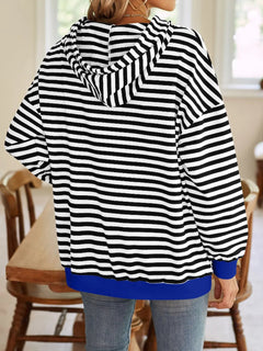 Loose casual striped hooded sweatshirt