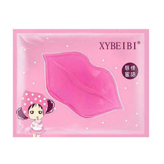 Lip mask is applied to remove dead skin fade lip wrinkles darken the lips moisturize and moisturize the lips