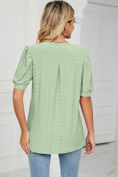 Casual V-neck solid color hollow bubble sleeve loose T-shirt top for women
