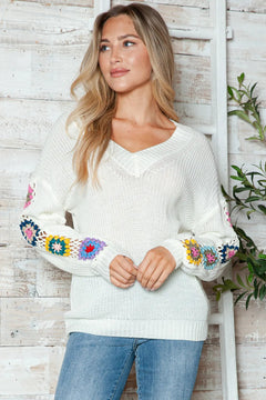 Randomly mixed color hand hook flower splicing V-neck pullover sweater