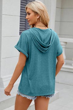 Solid color hooded button loose short sleeved T-shirt top for women