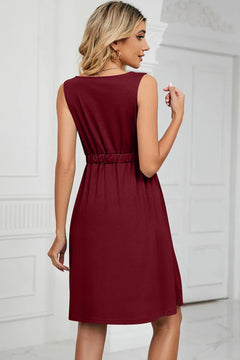 Solid color sleeveless button pocket round neck split waist dress