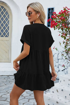 Spring and summer new solid color V-neck loose pleated dress for women