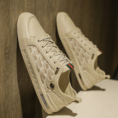 Trendy student casual sports shoes men's low cut lace up outer board shoes